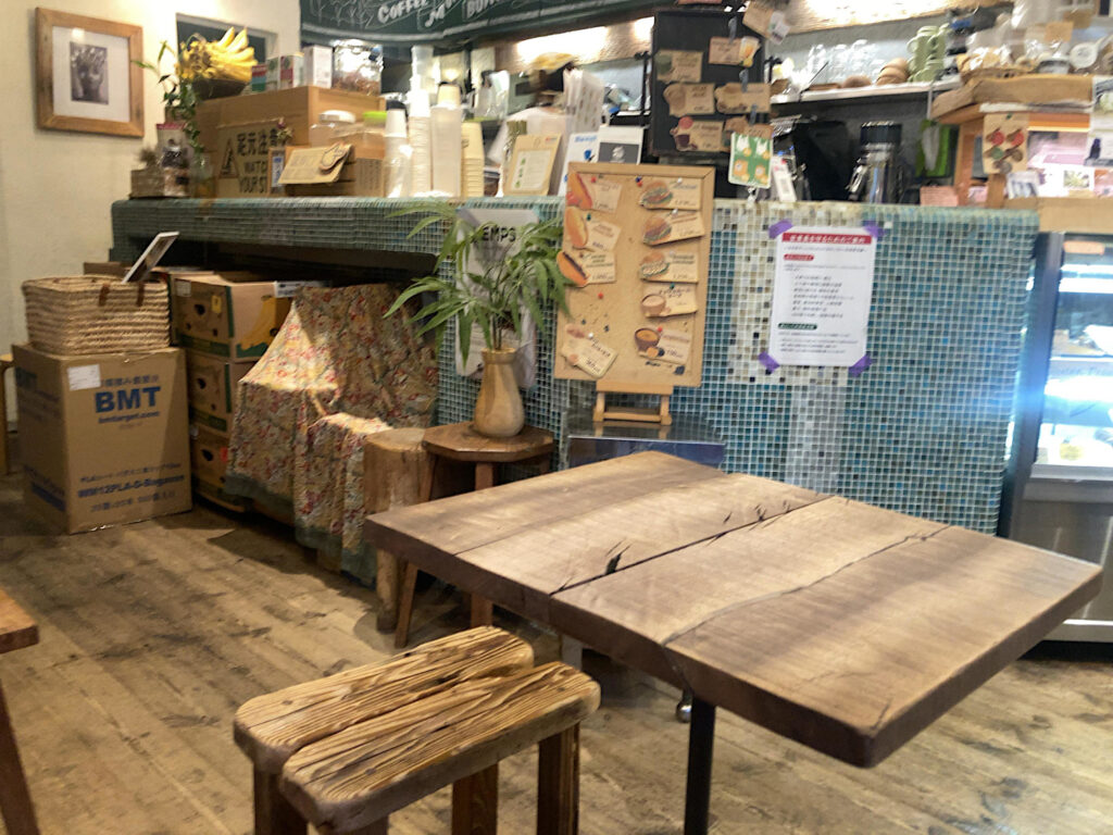 Medel deli(メデルデリ)店内